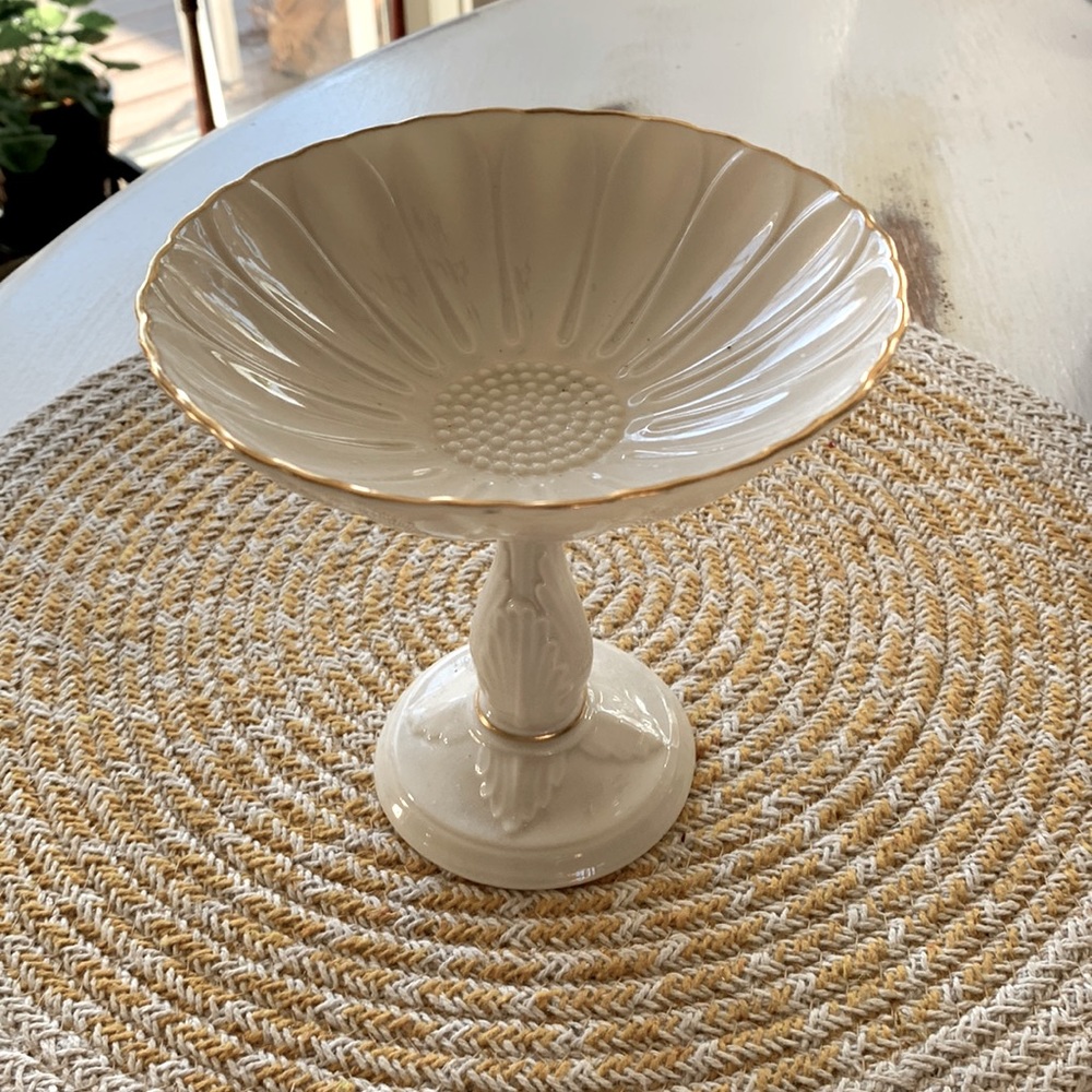 Lenox candy dish 24k gold trim